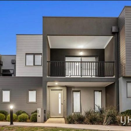 Cozy Room In Cranbourne Exterior photo