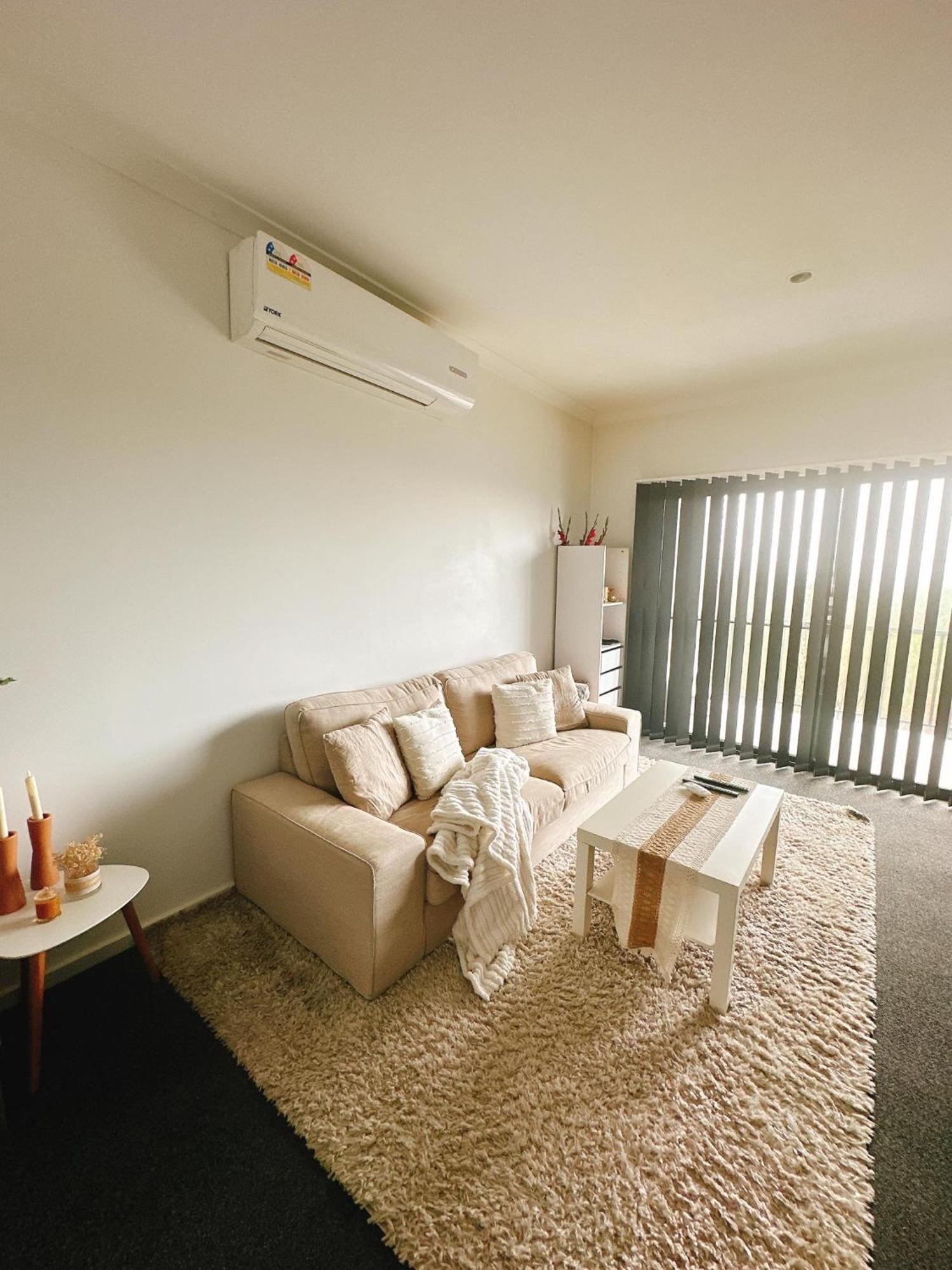 Cozy Room In Cranbourne Exterior photo